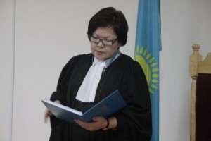 Судья Слуканым Кадралиева