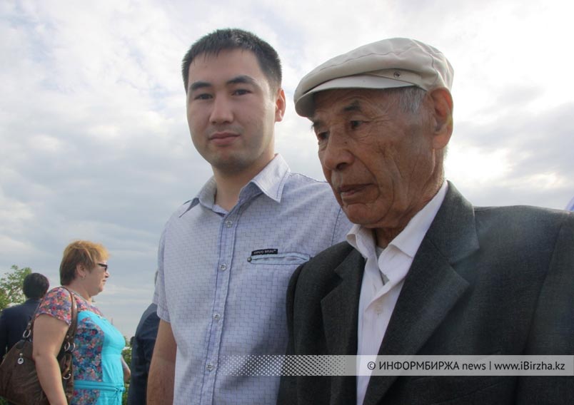 Потомки репрессированного Шуланбаева - сын и правнук