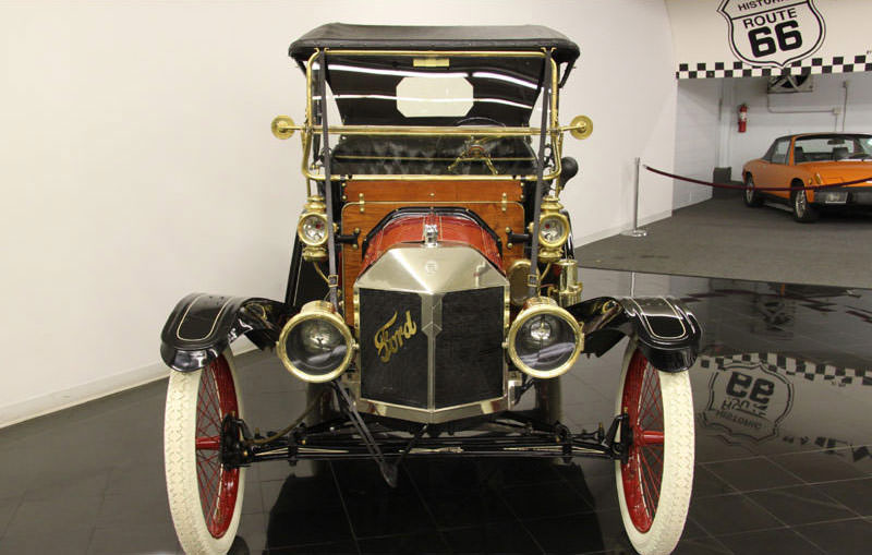 Автомобиль «FordTorpedo» 1911 года выпуска