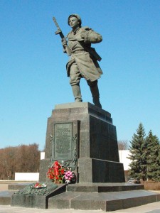 Памятник А. Матросову в Великих Луках