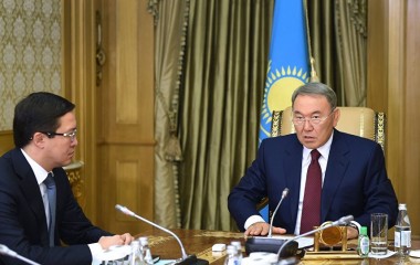 Назарбаев и Акишев